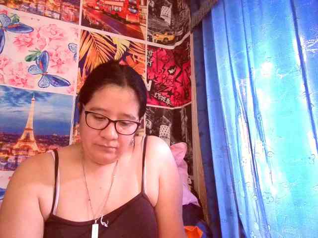 lucyLUxxx webcam