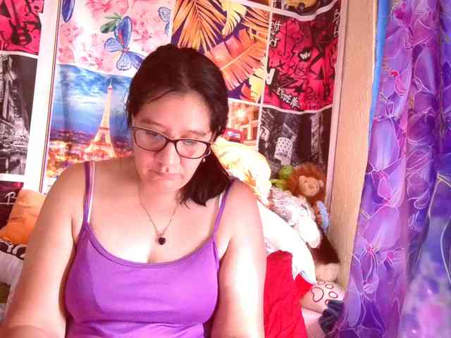 lucyLUxxx webcam