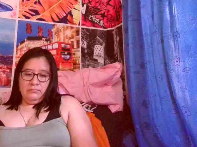 lucyLUxxx webcam