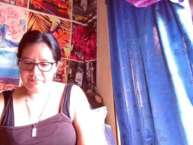 lucyLUxxx webcam