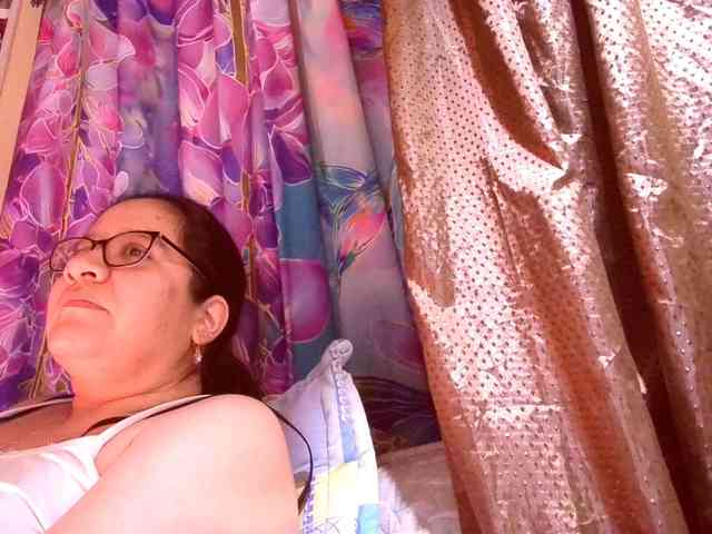 lucyLUxxx webcam
