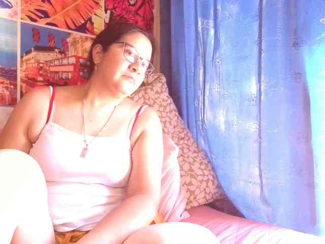 lucyLUxxx webcam