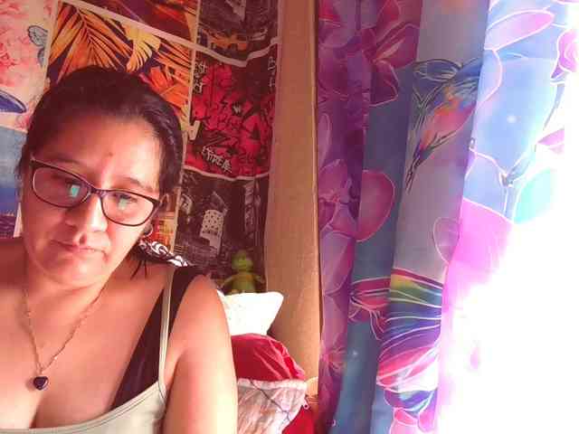 lucyLUxxx webcam