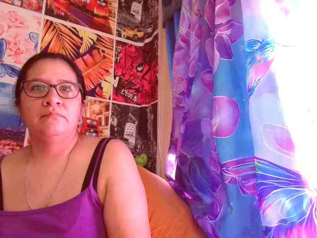 lucyLUxxx webcam