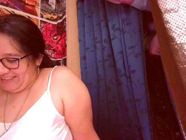 lucyLUxxx webcam