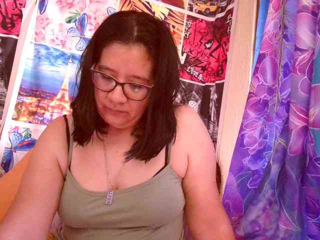 lucyLUxxx webcam