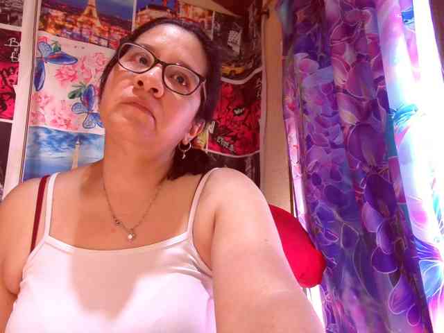lucyLUxxx webcam