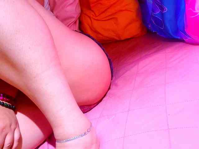 lucyLUxxx webcam