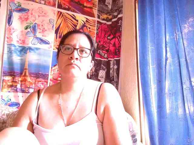 lucyLUxxx webcam