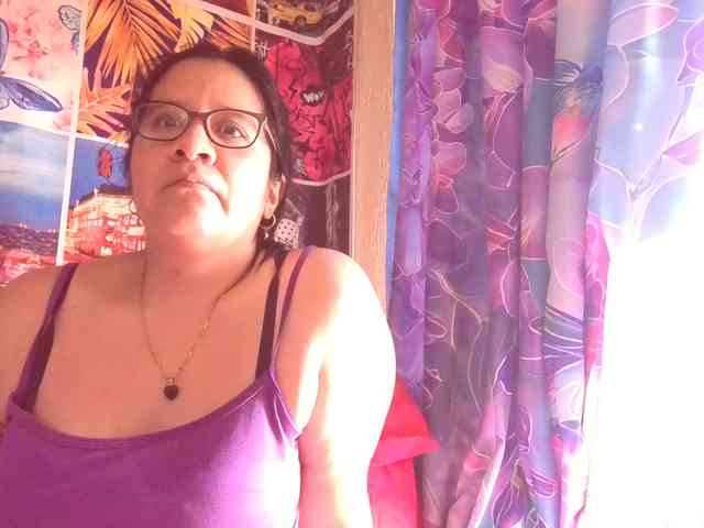 lucyLUxxx webcam