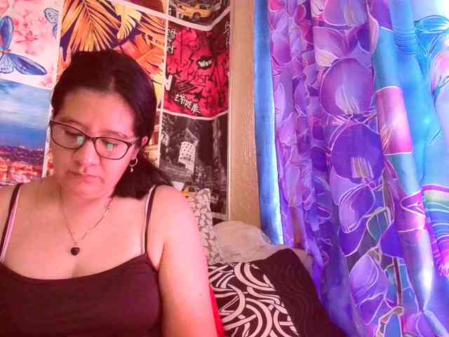 lucyLUxxx webcam