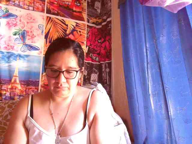 lucyLUxxx webcam