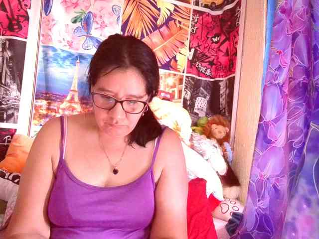 lucyLUxxx webcam