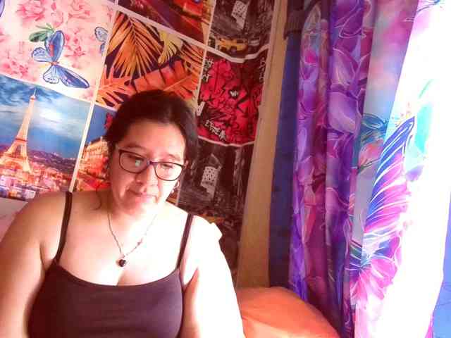 lucyLUxxx webcam