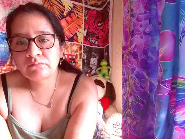 lucyLUxxx webcam