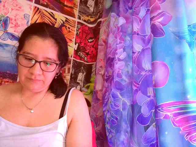 lucyLUxxx webcam