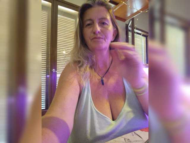 JennaDeluxe live webcam show
