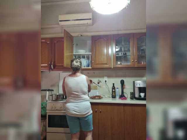 JennaDeluxe's BongaCams show and profile