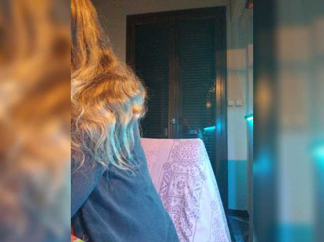 JennaDeluxe live cam on BongaCams