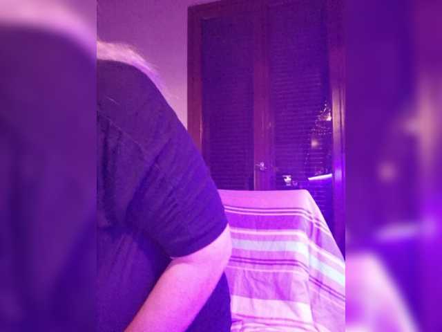 JennaDeluxe live cam