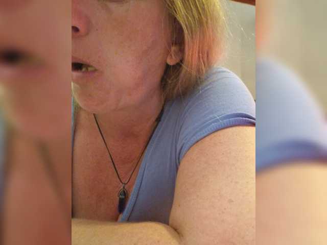 JennaDeluxe live cam on BongaCams