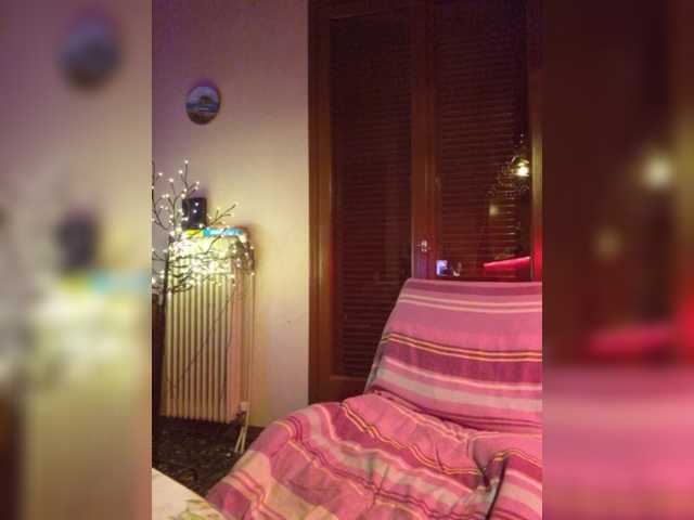 JennaDeluxe live cam on BongaCams