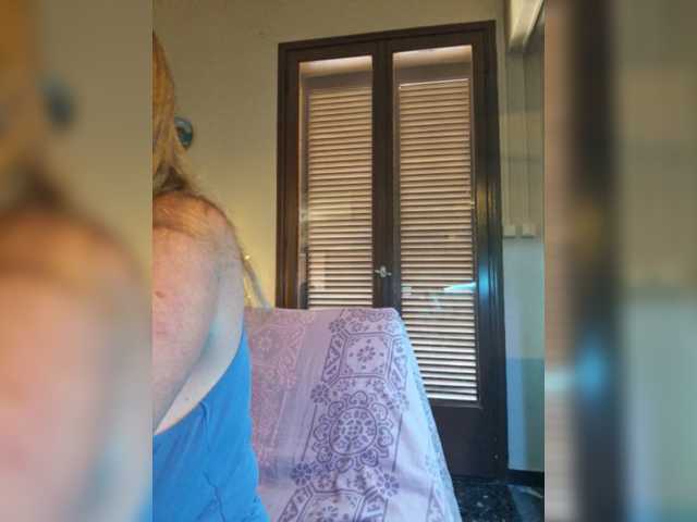 JennaDeluxe live cam on BongaCams