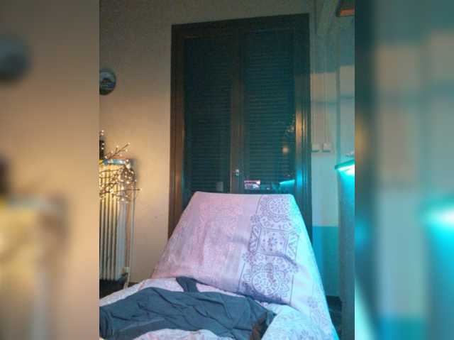 JennaDeluxe live cam on BongaCams