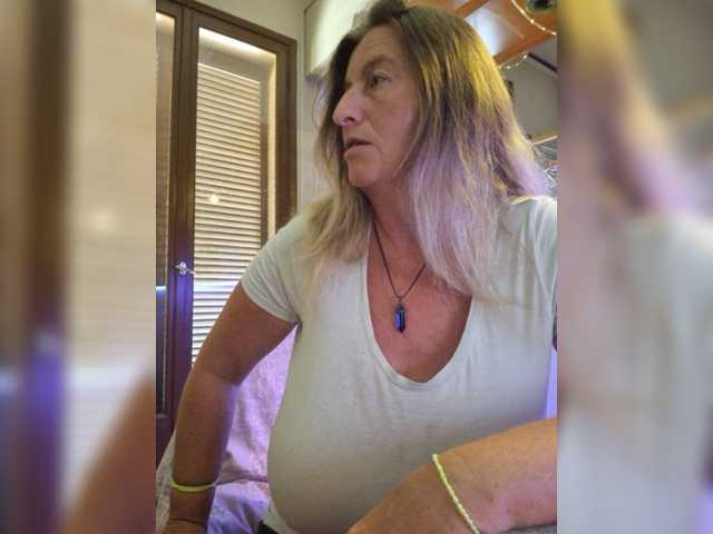 JennaDeluxe live cam on BongaCams