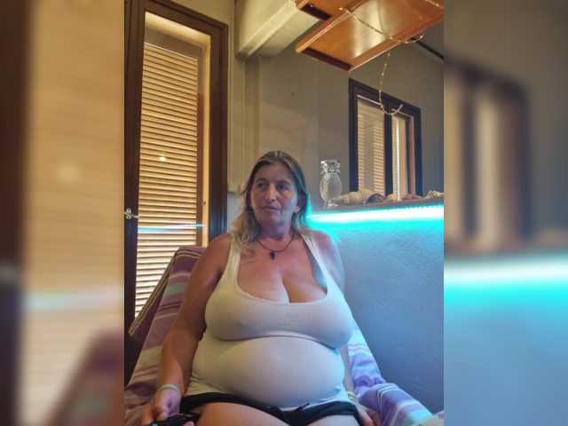 JennaDeluxe live webcam show