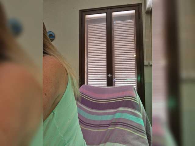 JennaDeluxe live webcam show