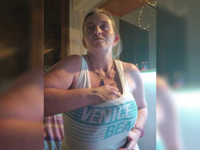 JennaDeluxe live cam on BongaCams