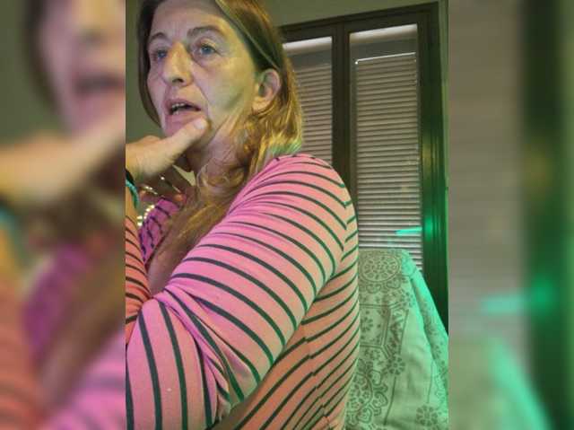 JennaDeluxe live cam on BongaCams