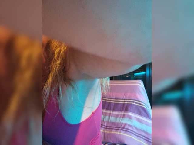 JennaDeluxe live cam on BongaCams