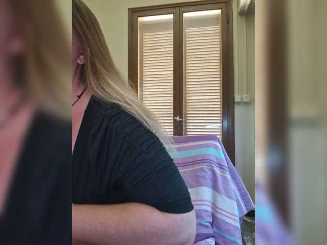 JennaDeluxe live cam on BongaCams