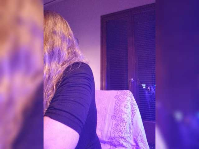 JennaDeluxe live cam on BongaCams