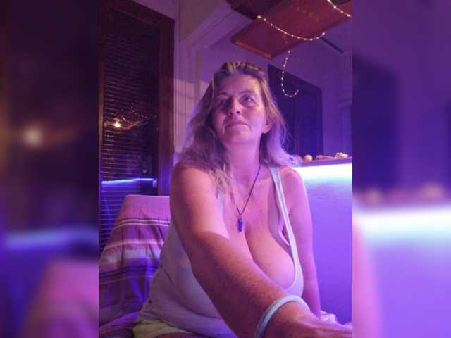 JennaDeluxe live webcam show