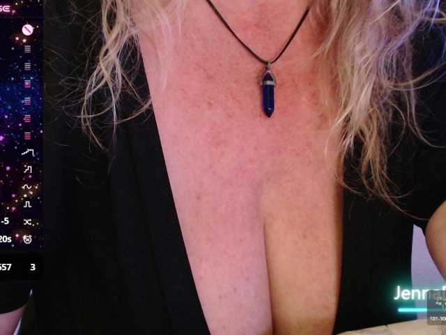 JennaDeluxe live cam on BongaCams
