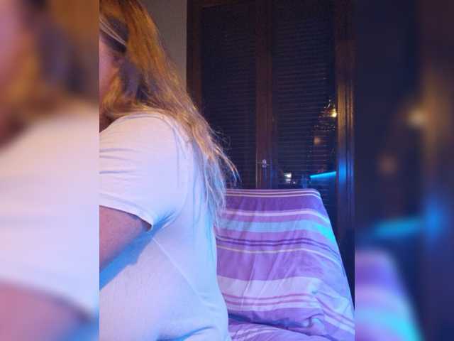 JennaDeluxe live cam on BongaCams