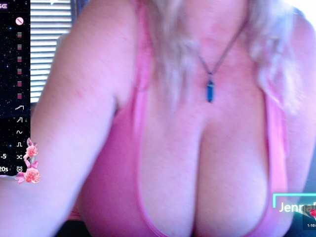 JennaDeluxe live cam on BongaCams