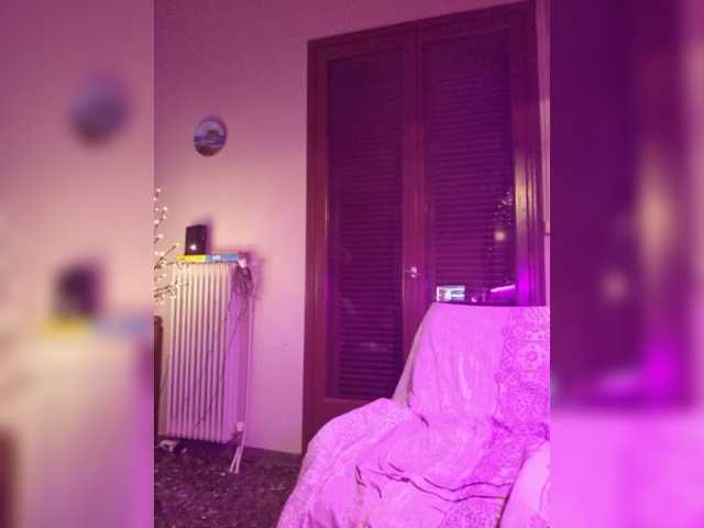 JennaDeluxe live cam on BongaCams