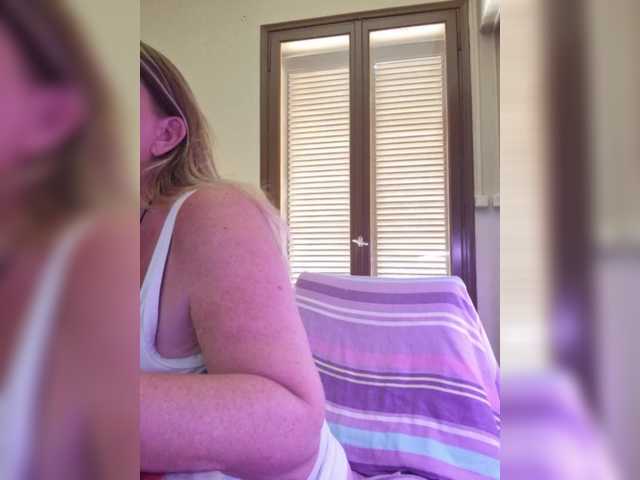 JennaDeluxe live cam on BongaCams