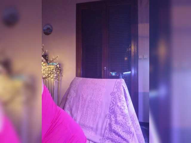 JennaDeluxe live cam on BongaCams