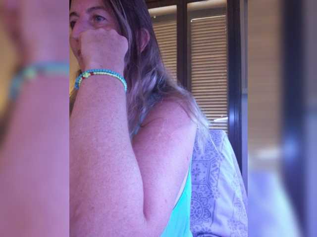 JennaDeluxe live cam preview