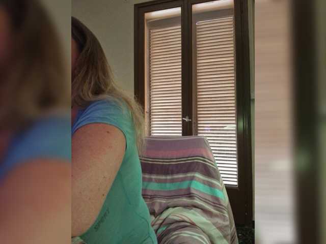JennaDeluxe live cam on BongaCams