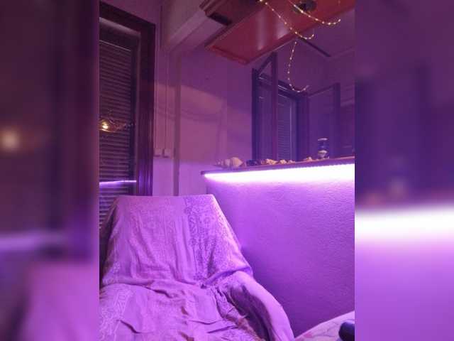 JennaDeluxe live cam on BongaCams
