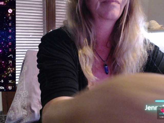 JennaDeluxe live cam on BongaCams