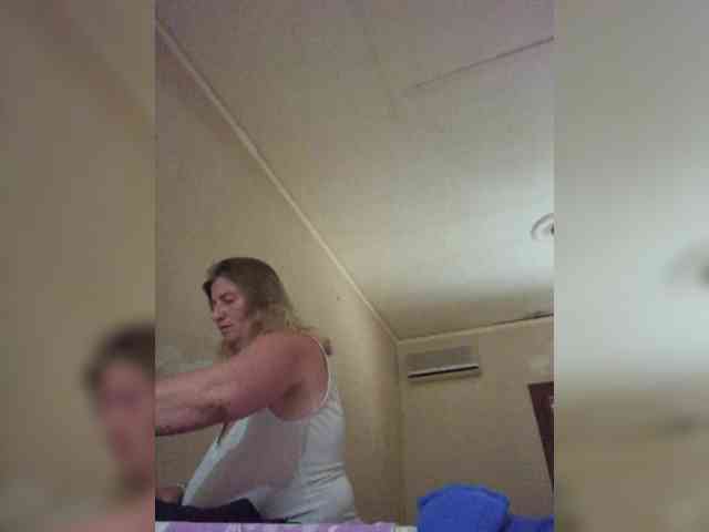 JennaDeluxe webcam