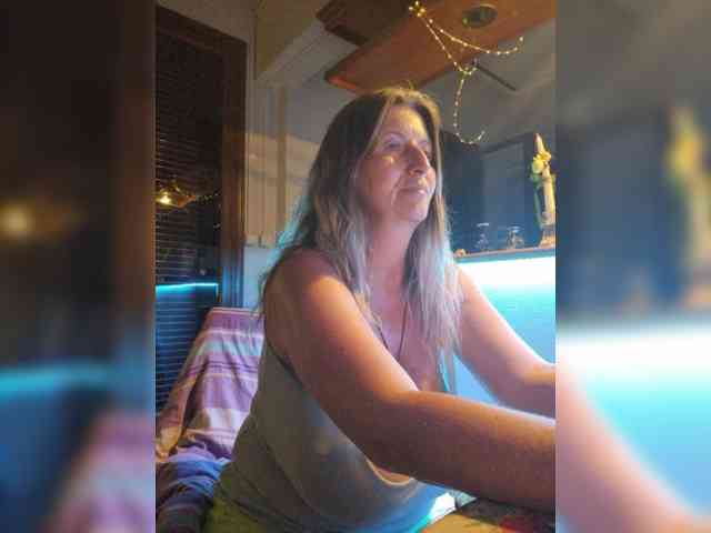 JennaDeluxe webcam