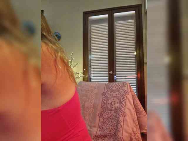JennaDeluxe webcam